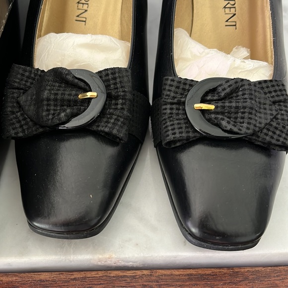 Vintage YSL heels - Picture 3 of 12